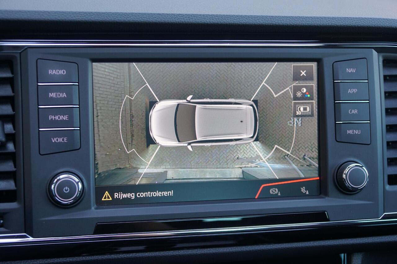 Seat ATECA 2.0 TSI FR 4DRIVE Business Intense *INCL BTW* + PANODAK / 360° CAMERA / DODEHOEKDETECTIE / BEATS