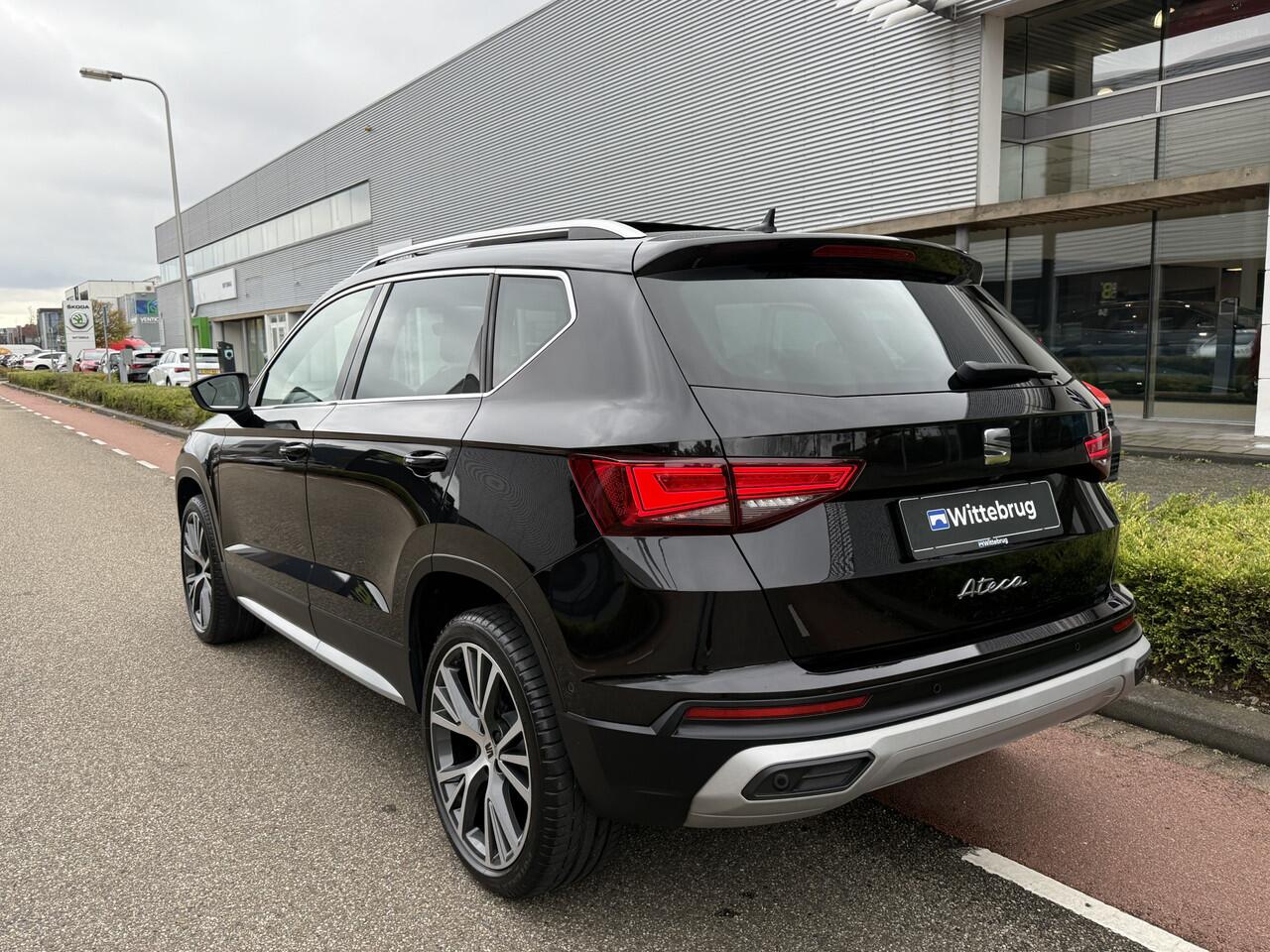 Seat ATECA 1.5 TSI Xperience Business Intense / PANODAK / 19"LMV / CAMERA / Elektr. Klep / NAVI / APP.Connect / Elektr. Zwenkbare trekhaak