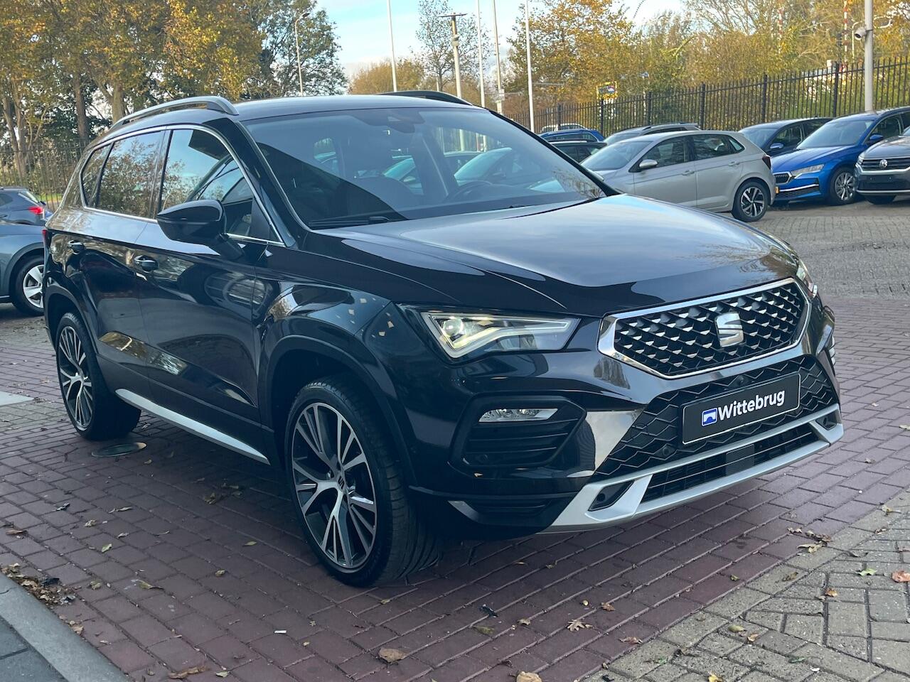 Seat ATECA 1.5 TSI DSG Xperience Business Intense / Virtual cockpit / Suéde bekleding / 19'' LM / Navigatie / Carplay