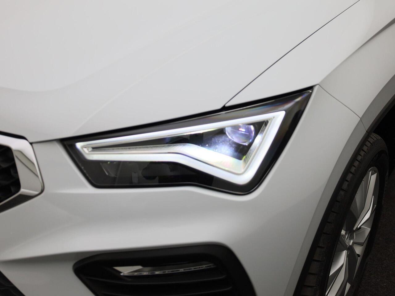 Seat ATECA 1.5TSI/150PK Style DSG · Apple/Android Car Play · Stoel- & stuurverwarming · Camera + Parkeersensoren