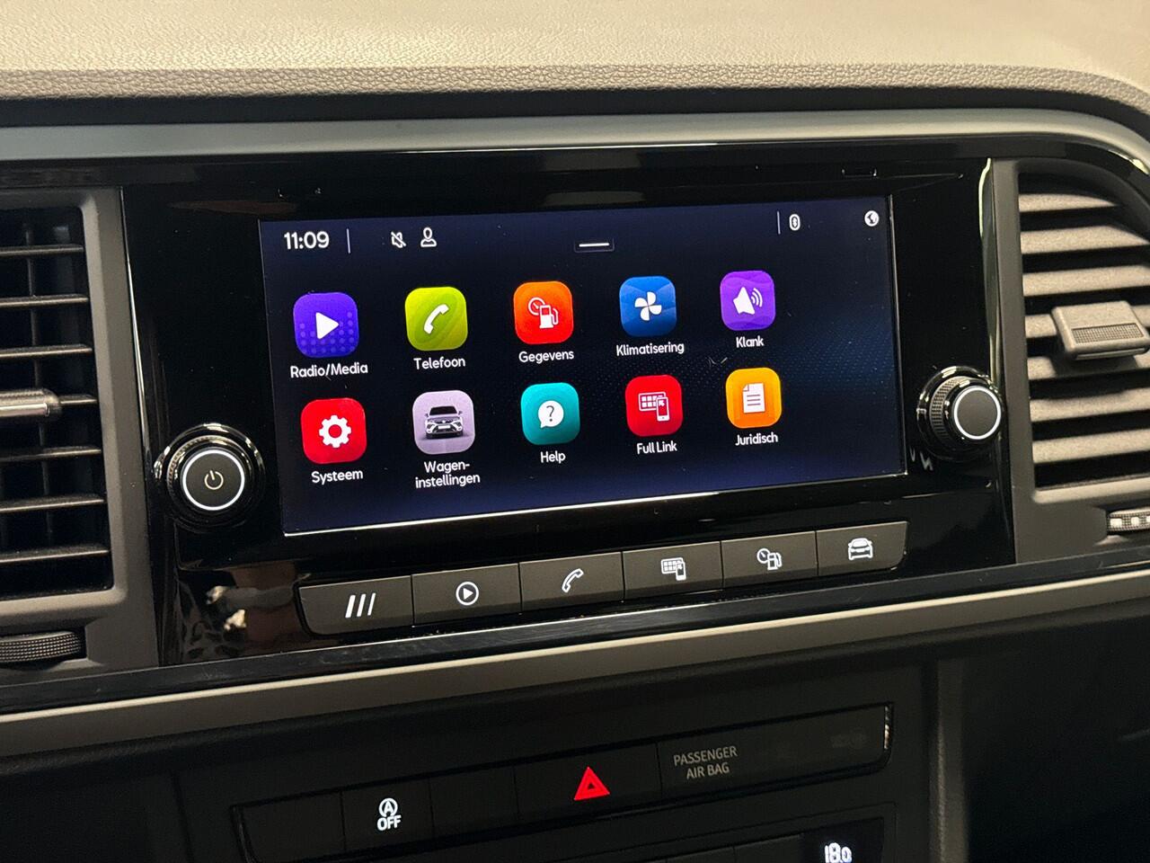 Seat ATECA 1.0 110pk TSI Reference Parkeersensoren achter / Cruise Control / Airconditioning automatisch