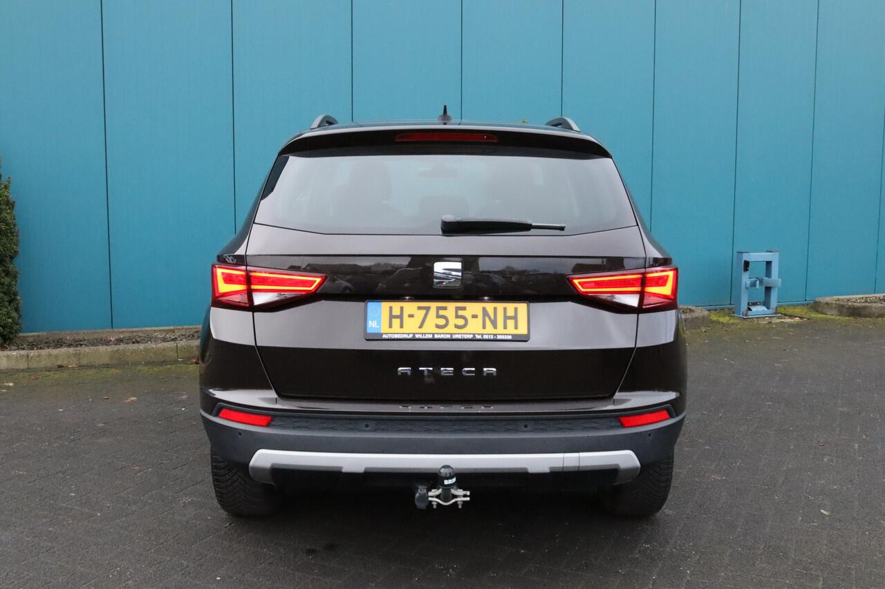 Seat ATECA 1.5 TSI Style Business Intense PANO|ECC|CRUISE|LED|TREKH|CARPLAY|NAV|LEER|STOELV|PDC|A.R.CAM|LMV 1'EIG