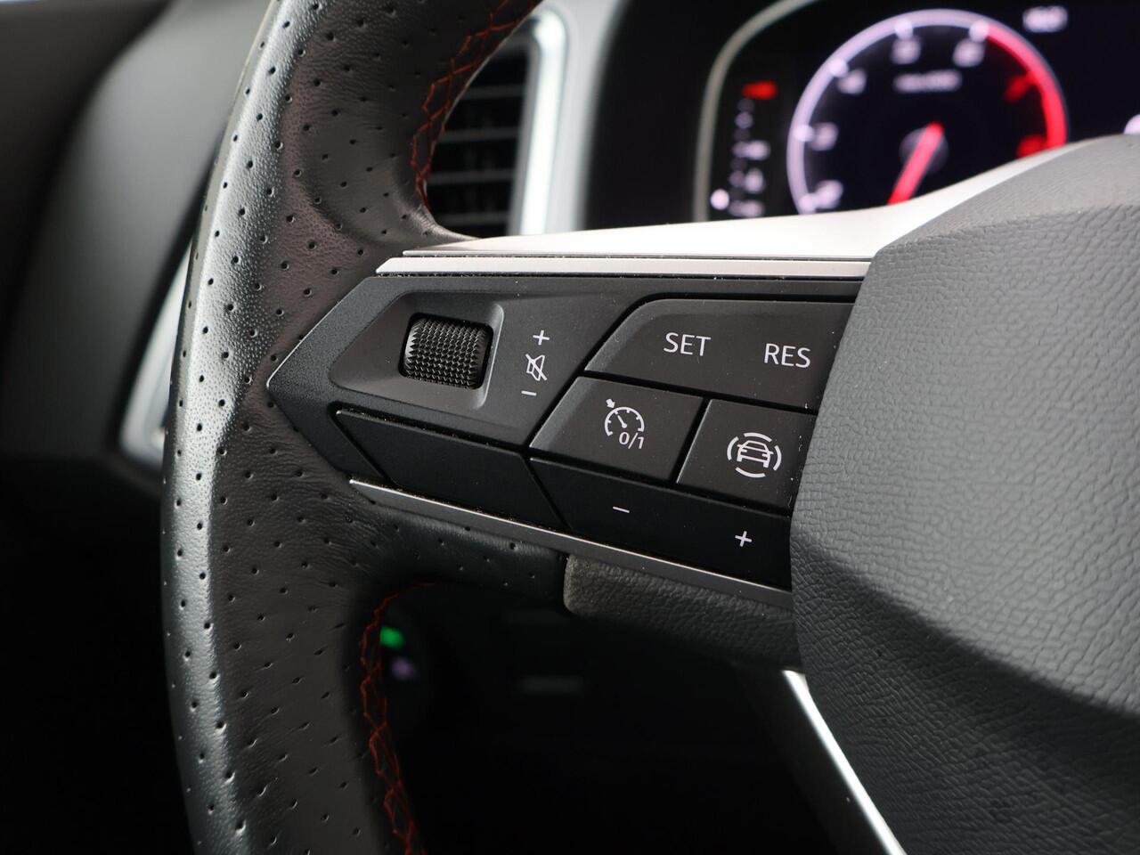 Seat ATECA 1.5 TSI FR Business Intense | 150 PK | Automaat | Panoramadak | Trekhaak | Elek. achterklep |