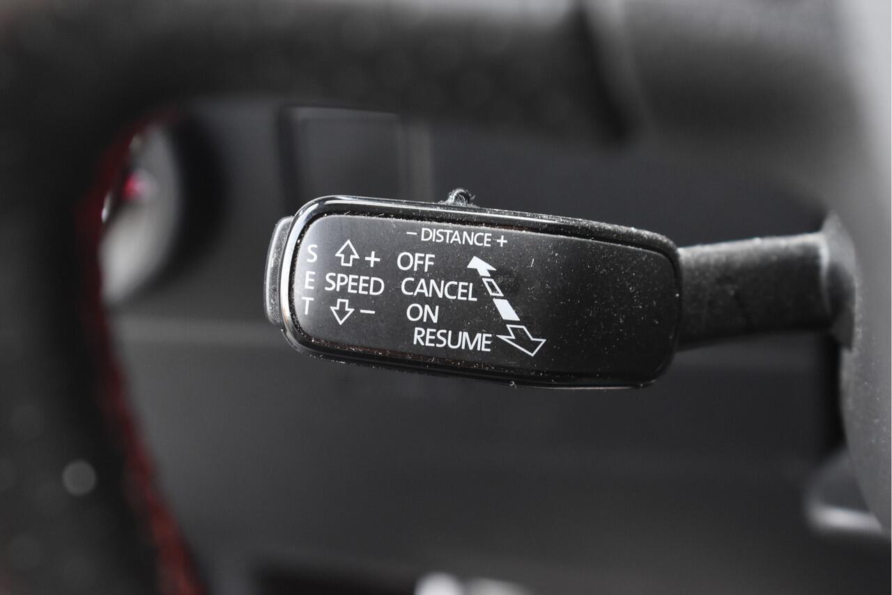 Seat ATECA 1.5 TSI FR Business Intense Virtual cockpit, Adaptive cruise, Beats audio, Elek. trekhaak, 360", Carplay,