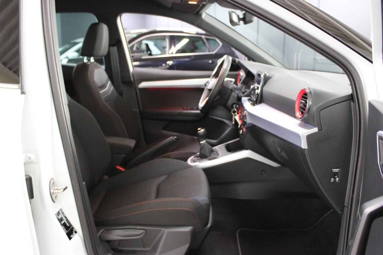 Seat Arona 1.0 TSI FR / 18'' LMV / FULL LED /