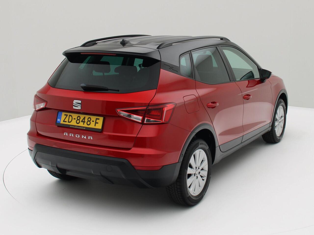 Seat Arona 1.0 TSI Style Business Intense / Adapt. Cruise / Camera / Navi / Origineel NL