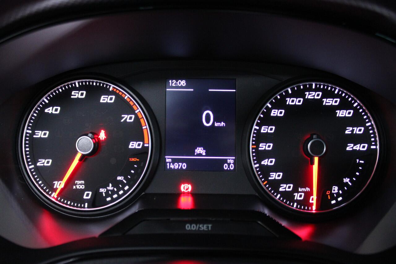 Seat Arona 1.0 TSI FR / FULL LED / DAB+ / 17'' LMV /