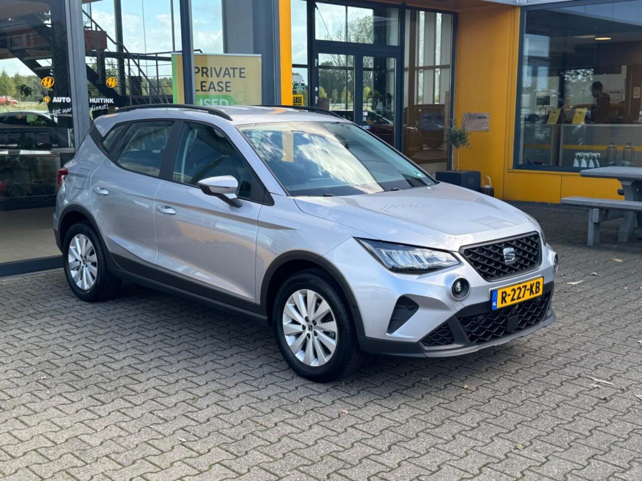Seat Arona 1.0 TSI Style Business Intense - Navi - applr/Android - camera