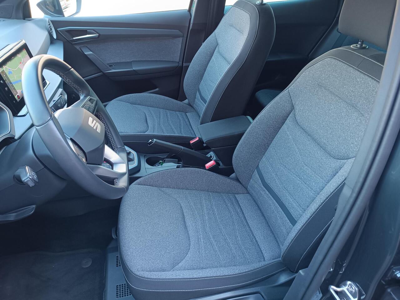 Seat Arona 1.0 TSI Xperience Business, trekhaak, carplay,