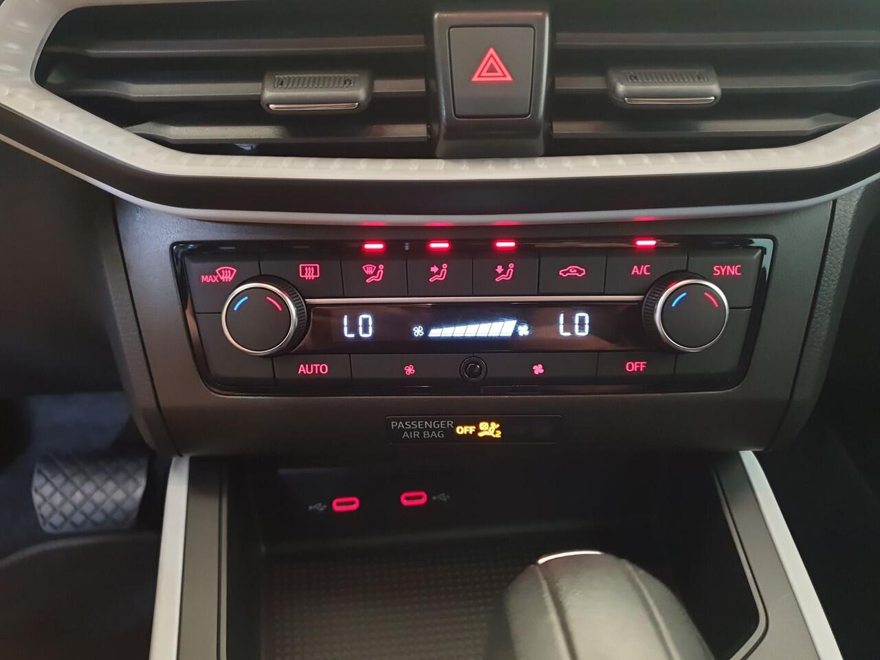 Seat Arona 1.0 EcoTSI 115pk DSG/AUT Style Cruise control, App connect, PDC