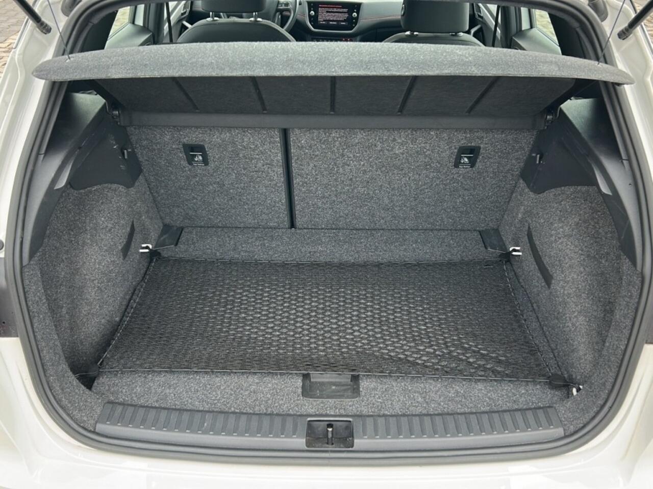 Seat Arona 1.0 TSI DSG FR CAMERA/NAVI/ACC/CARPLAY/STOELVERW