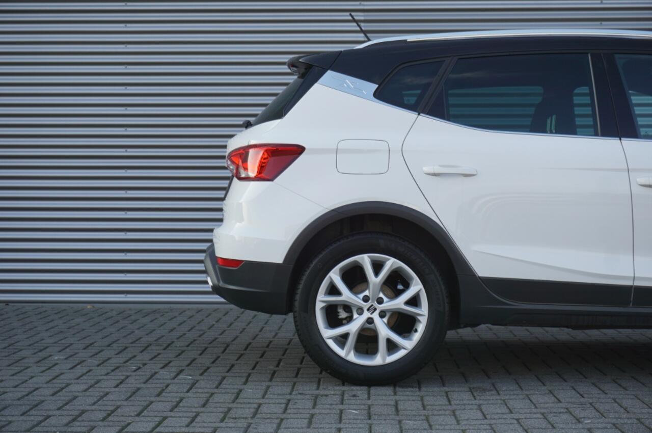 Seat Arona 110PK TSI FR AUTOMAAT | SPORTIEF | 17" LM VELGEN