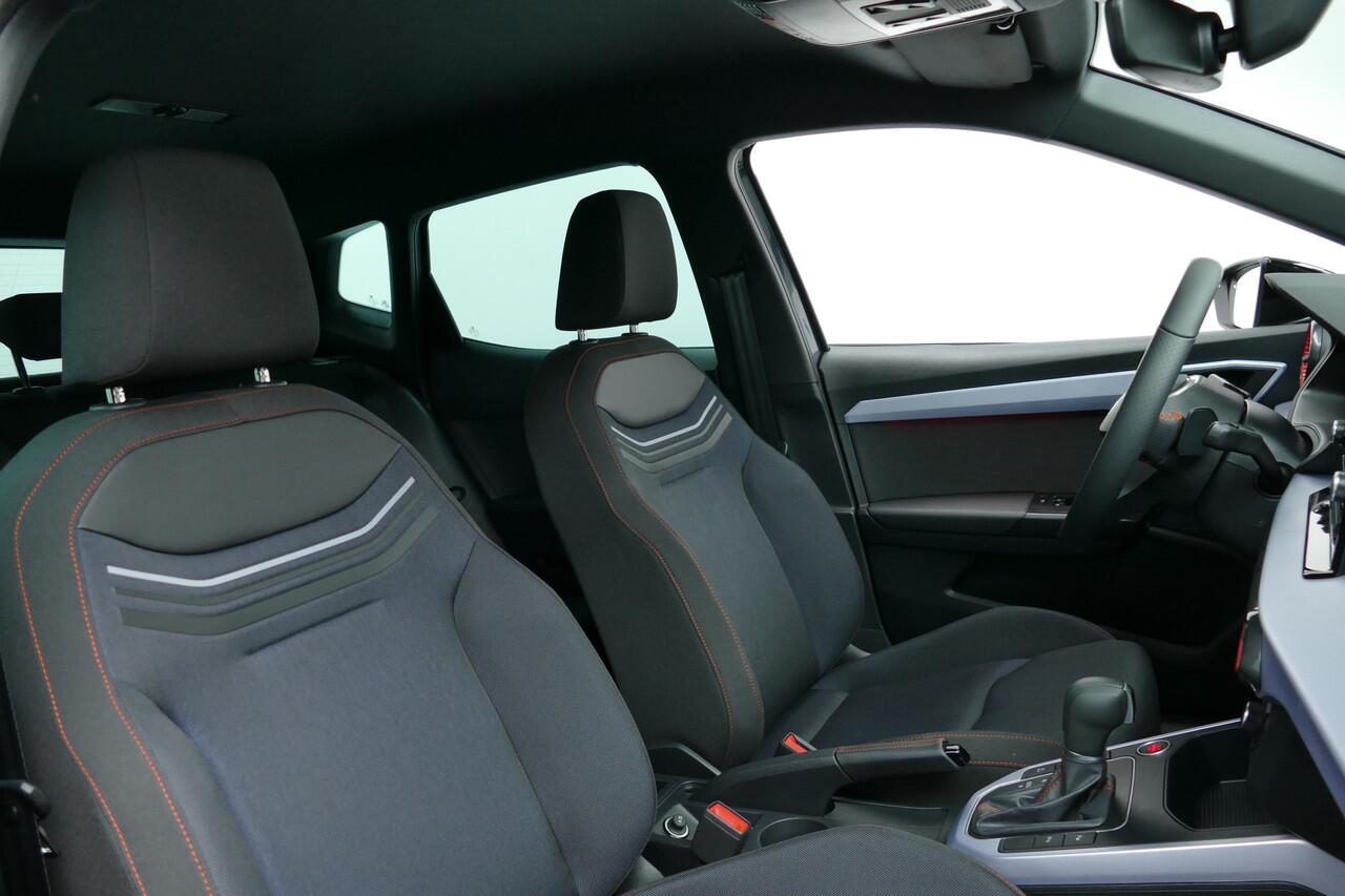 Seat Arona 1.0 110pk TSI FR Business. Bi Tone, StoelVerw, Camera, Adap Cruise, Full Led, Clima,