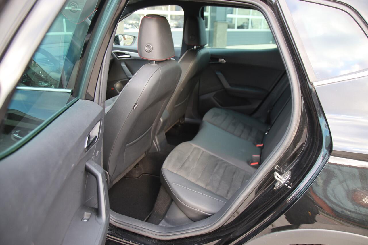 Seat Arona 1.0 TSI FR DSG Business Int. Clima, ACC, 18 Inch, Camera, Carplay Aanbieding!