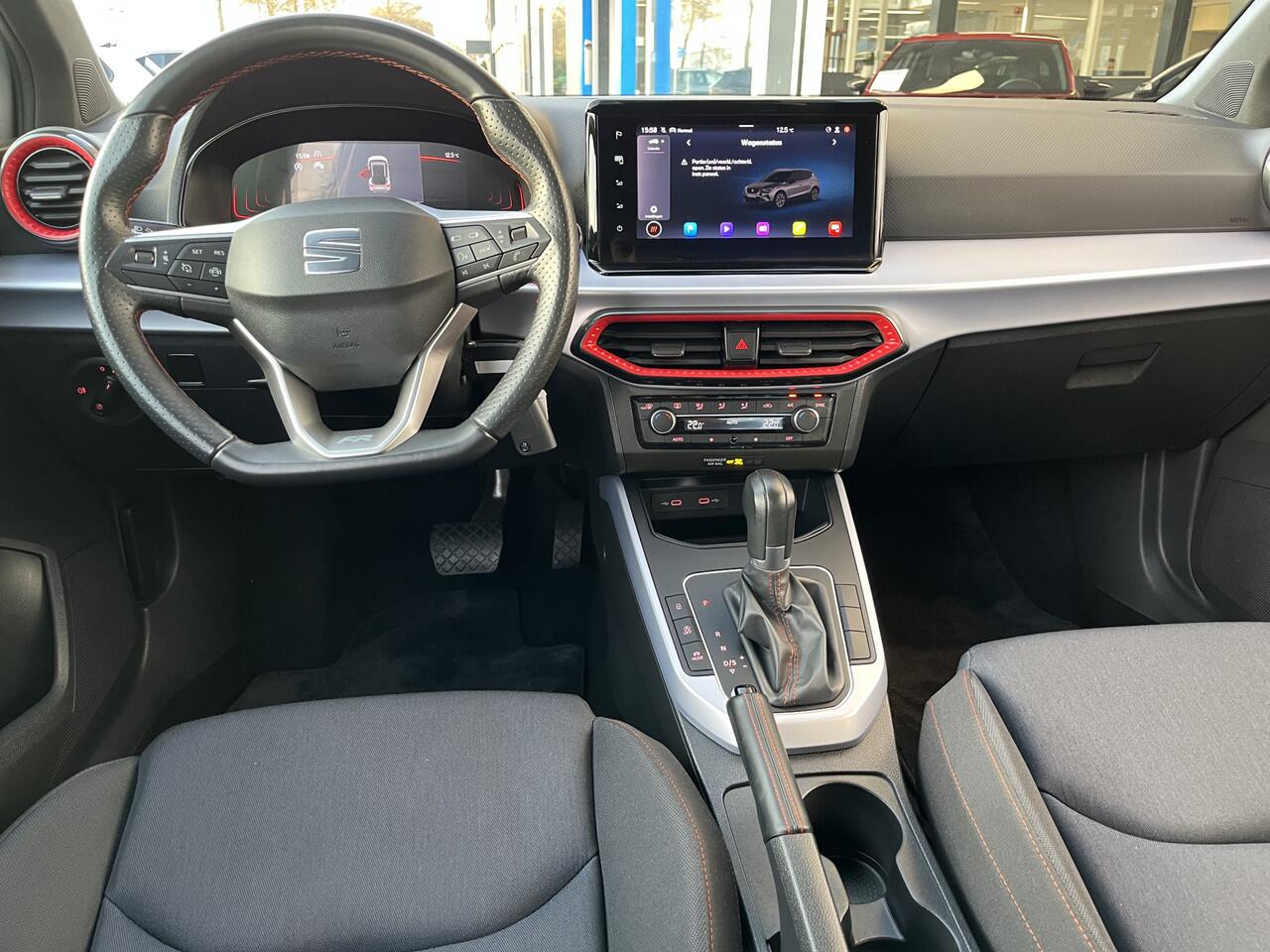 Seat Arona 1.0 TSI FR Business Connect / AUTOMAAT/ FULL LINK/ PARKEER SENSOREN/ CRUISE CONTROL/ NAVI/ DIGITAL DASH/ LANE-ASSIST/ DAB/ CLIMA/ LED/ ISOFIX/ 17'' LMV