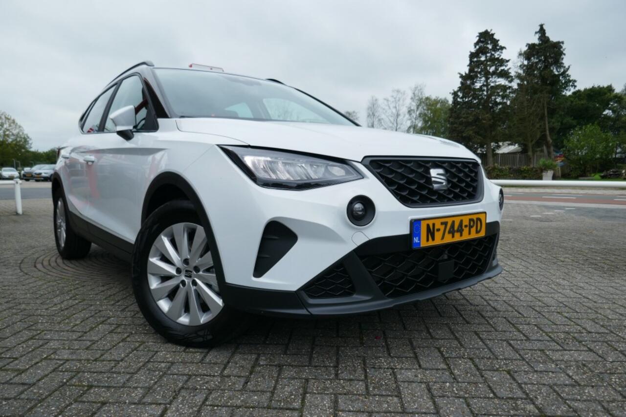 Seat Arona 1.0 TSI STYLE BUSINESS INTENSE VIRTUAL COCPIT/NAVI/FACELIFT MODEL