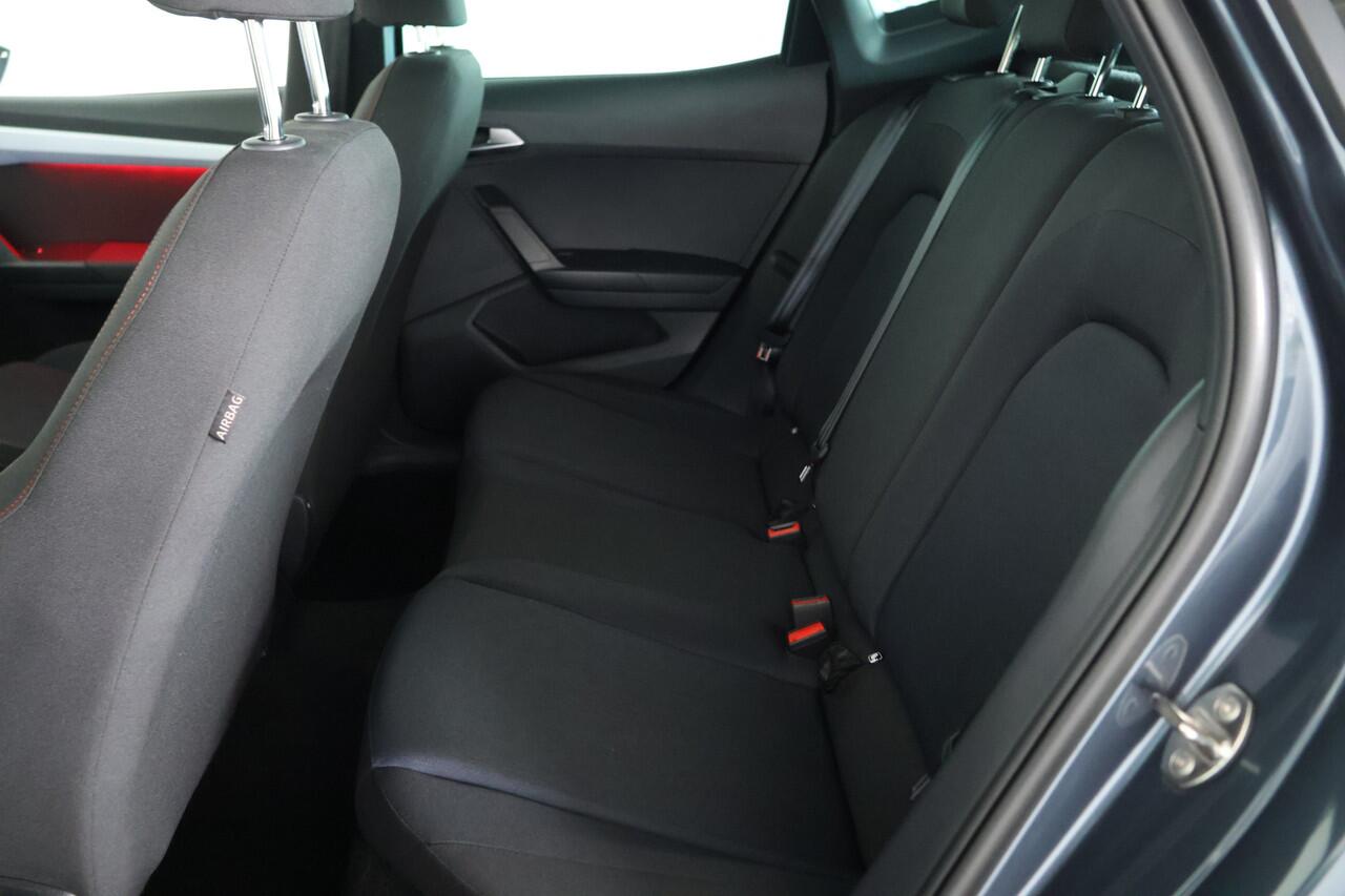 Seat Arona 1.0 TSI FR / LED / Navi / CarPlay / Clima / 4Season