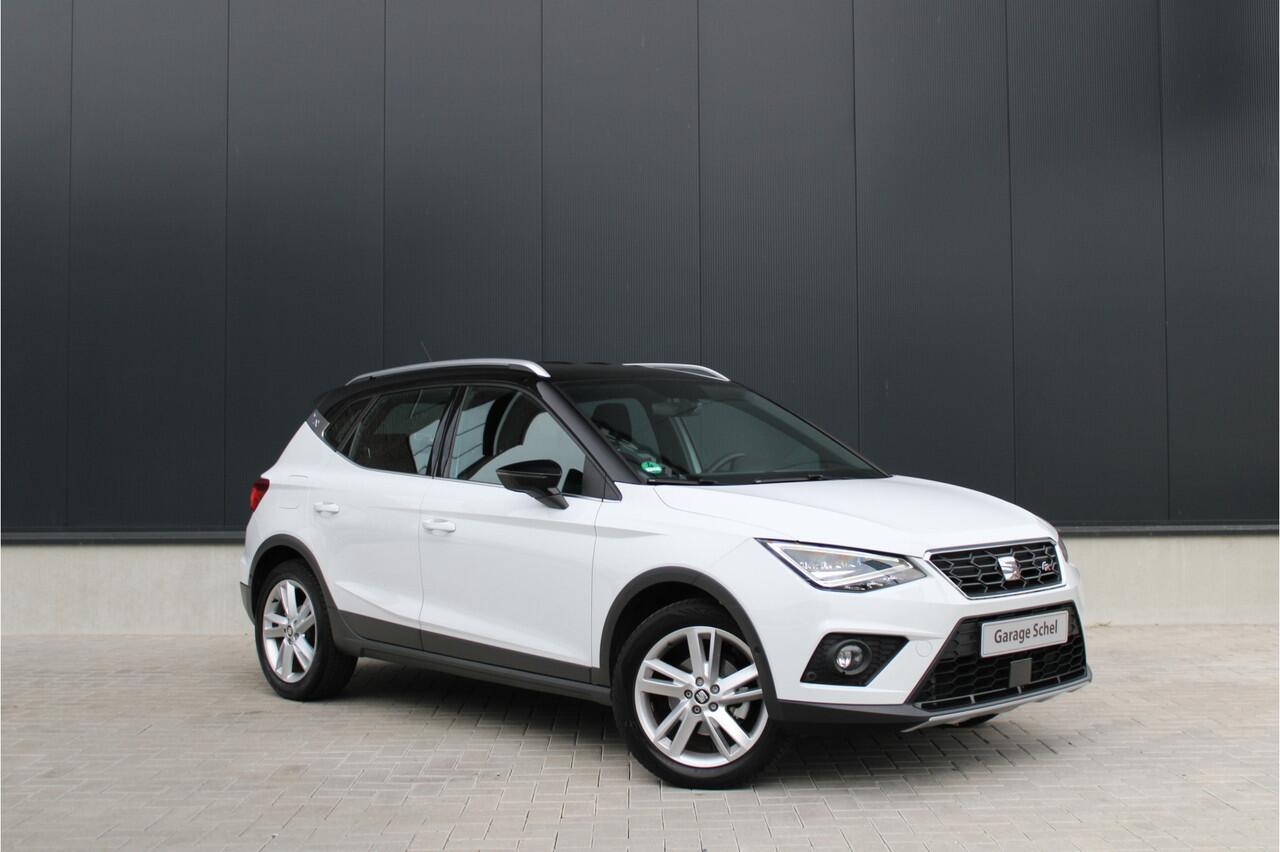 Seat Arona 1.0 TSI Xcellence Business Intense FR - Adaptive Cruise - PDC - Stoelverwarming - Carplay/Android - LED - Navi - Rijklaar