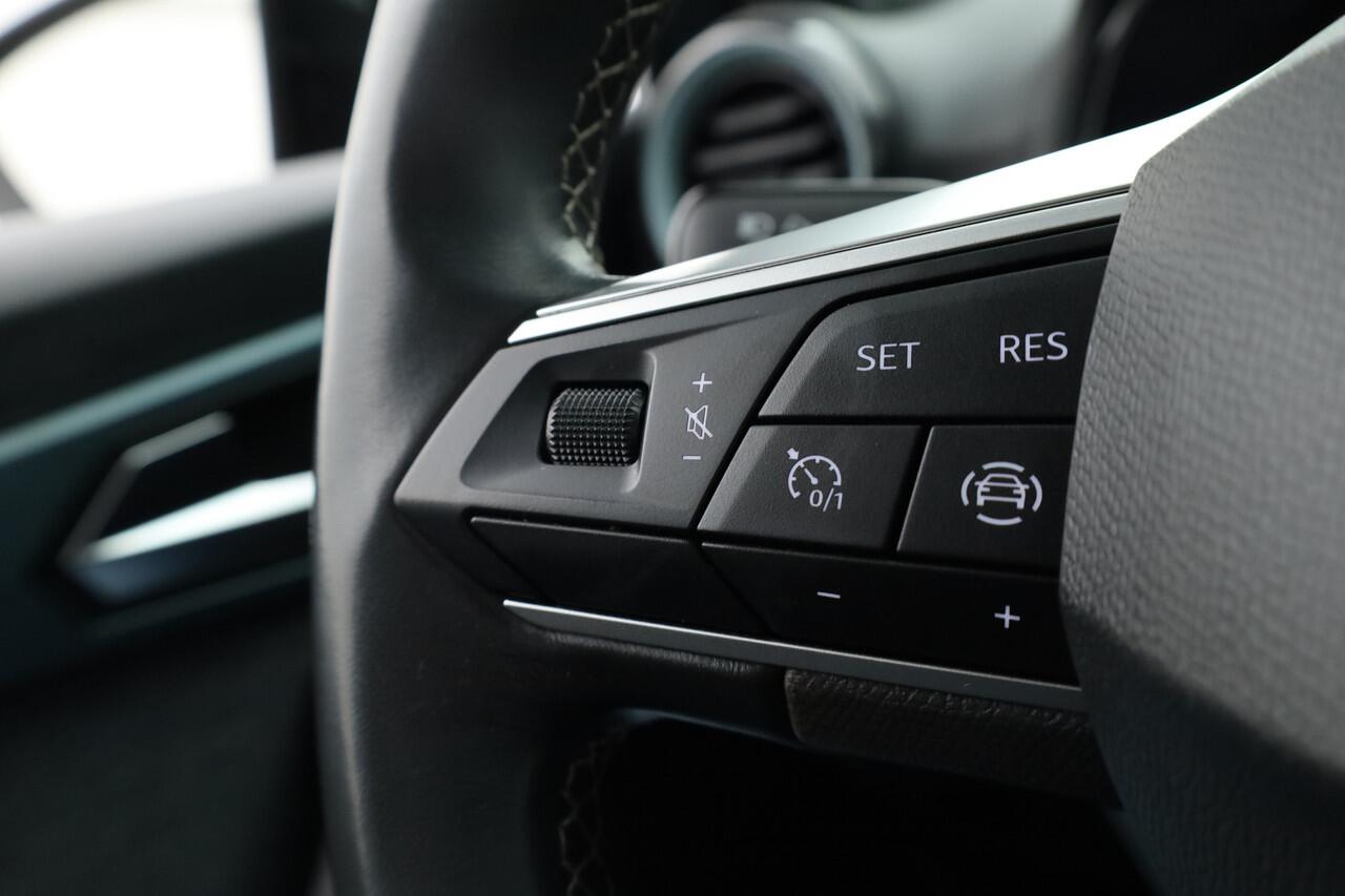 Seat Arona 1.0 TSI 95PK Xperience | Apple CarPlay | Keyless | Stoelverw. | Cruise | Clima | LED | PDC A