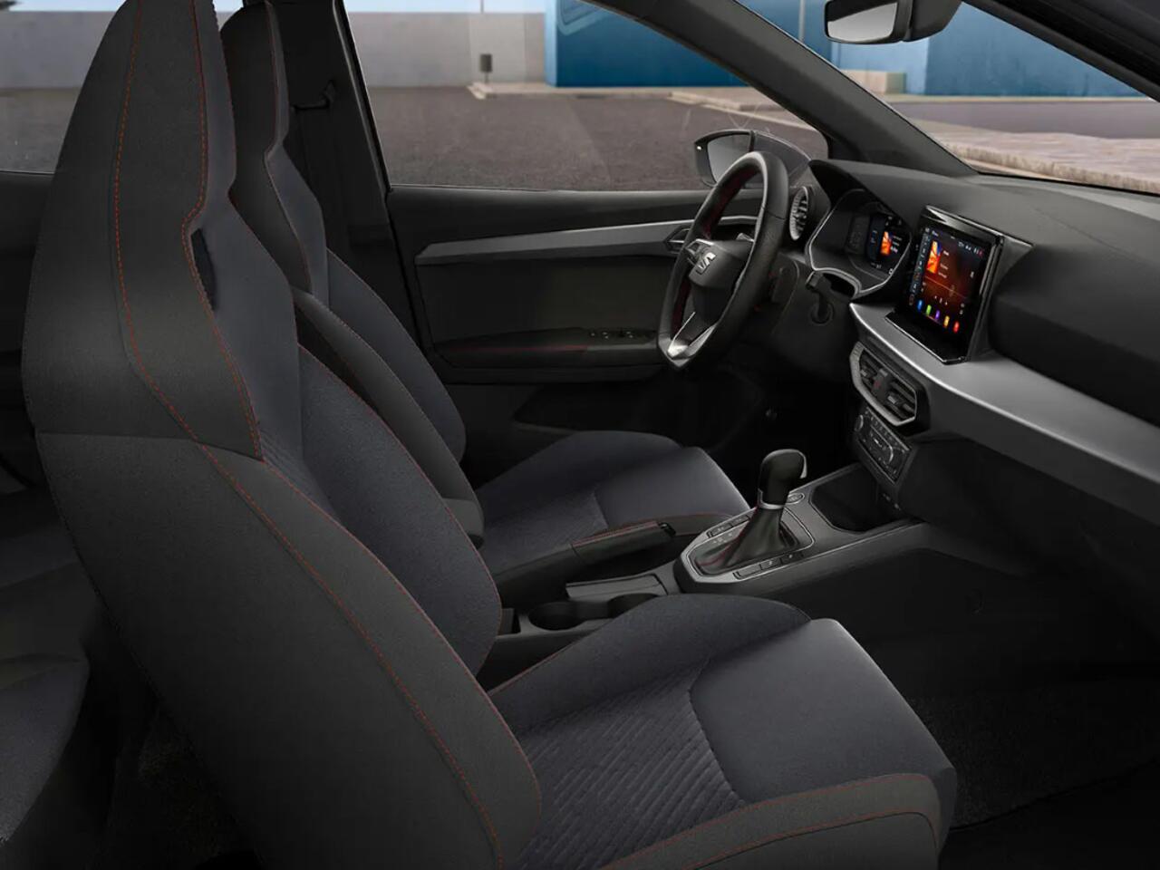 Seat Arona FR Business Connect 1.0 70 kW / 95 pk EcoTSI SUV 5 versnelling Hand. | Black Pakket | 18'' lichtmetalen velgen | 2500,- Euro Herwaardering!! 32.000,- Fiscaal!