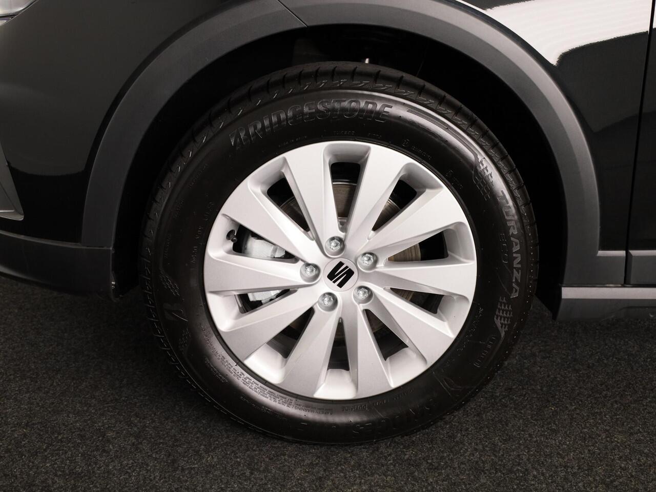 Seat Arona Style Business Intense 1.0 70 kW / 95 pk EcoTSI SU