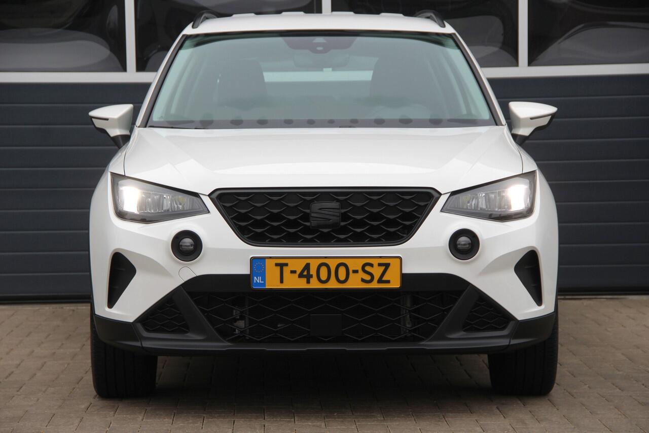 Seat Arona 1.0 TSI | NL auto | CarPlay | Camera | Navi | Airco | Cruise | Lane assist | Front assist | Seat connect | LMV18'' Goede banden | Rijdt erg zuinig | Hoge instap | Zeer nette auto