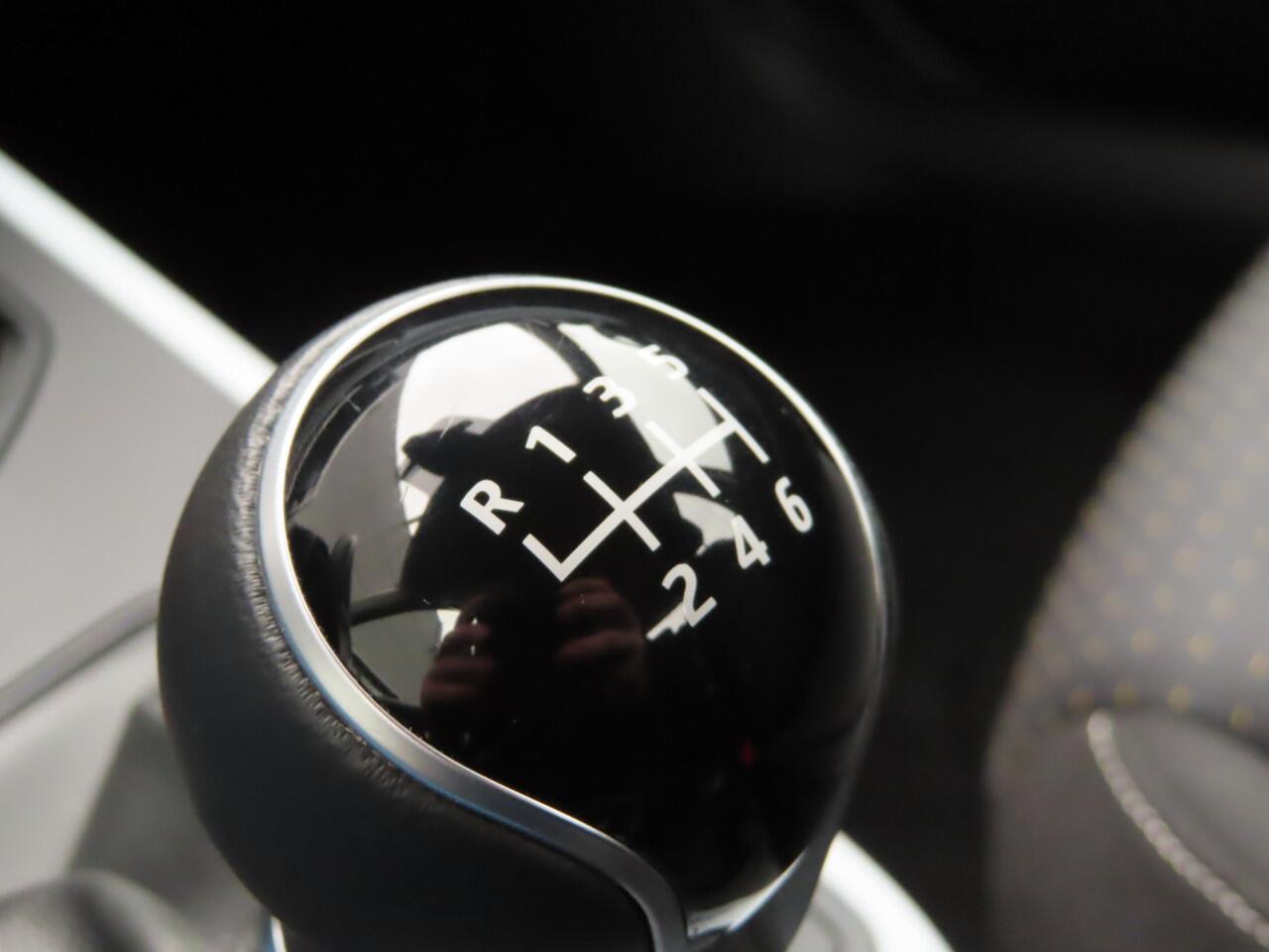 Seat Arona 1.0 TSI Style Business Connect | adaptive cruise | camera | parkassist | full led