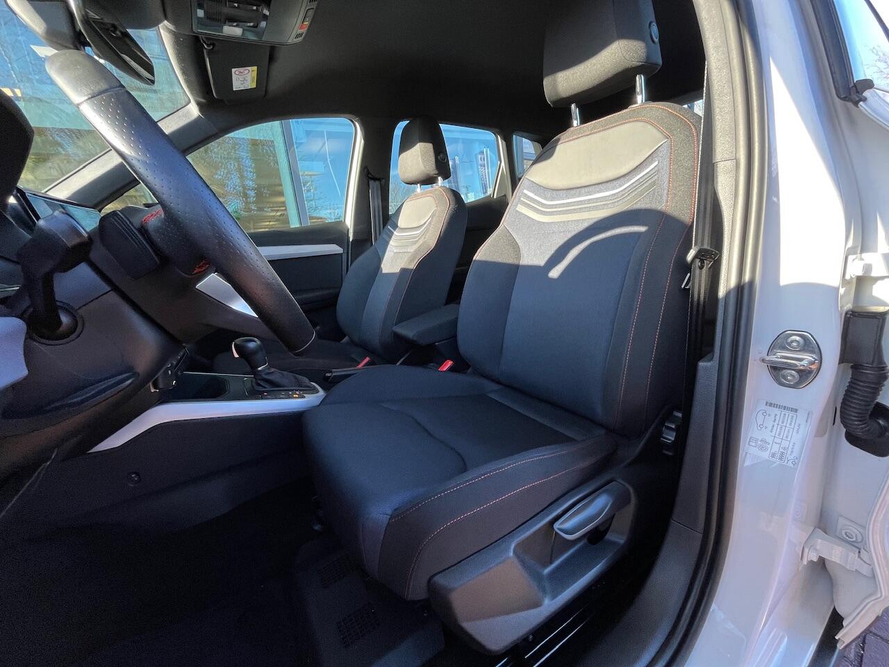 Seat Arona 1.0 TSI DSG FR / BEATS audio / Navigatie / Achteruitrij camera / 17'' LMV