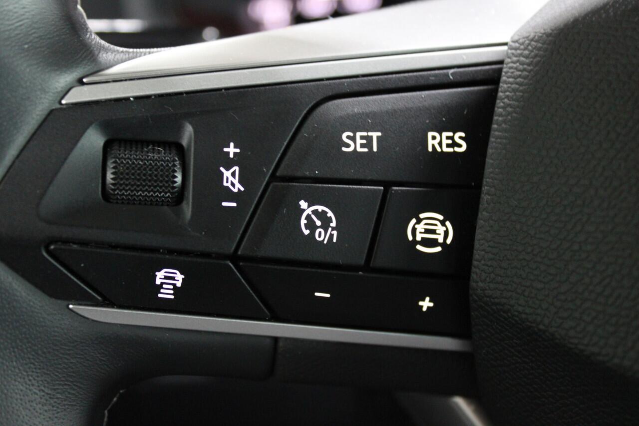 Seat Arona 1.0 EcoTSI Style Business Connect 5 jaar garantie / 6 versnellingen / 115PK / Full led / Blind spot /