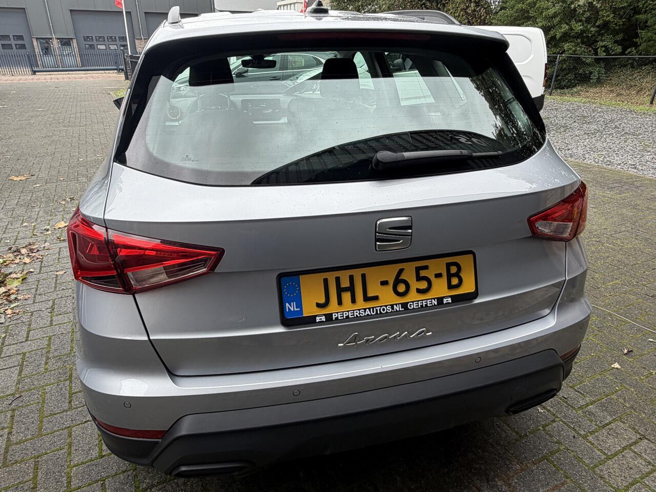 Seat Arona 1.0 EcoTSI Style Automaat !!!cruise Carplay 116 pk LED - Stoelverwarming .