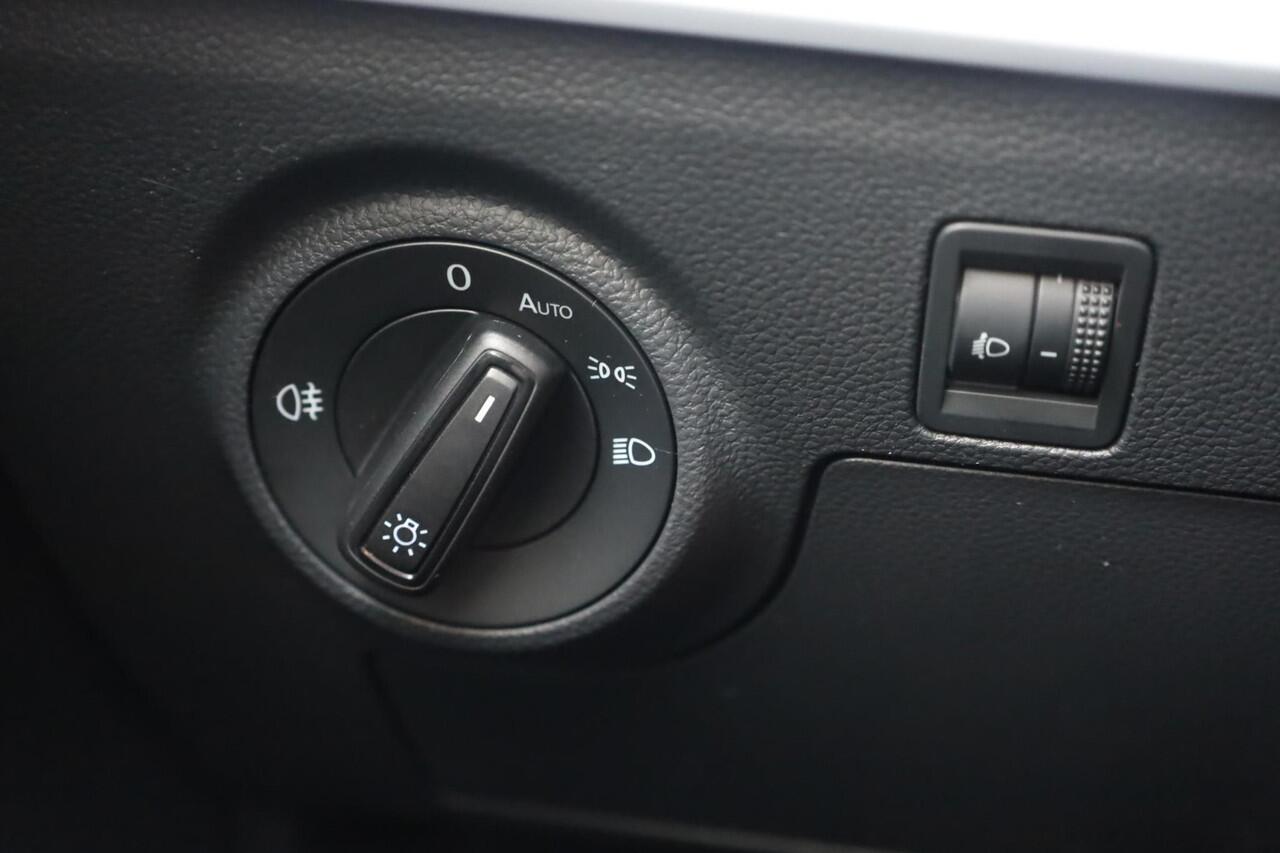 Seat Arona 1.0 EcoTSI Reference 95PK / 70kW, *PRIVATE LEASE VANAF ¤ 369,- | Apple Carplay & Android Auto, cruise control, LED koplampen, volledig digitaal instrumentenpaneel, airco, parkeersensor achter, verkeerstekenherkenning, rijstrooksensor met correctie, DAB, c