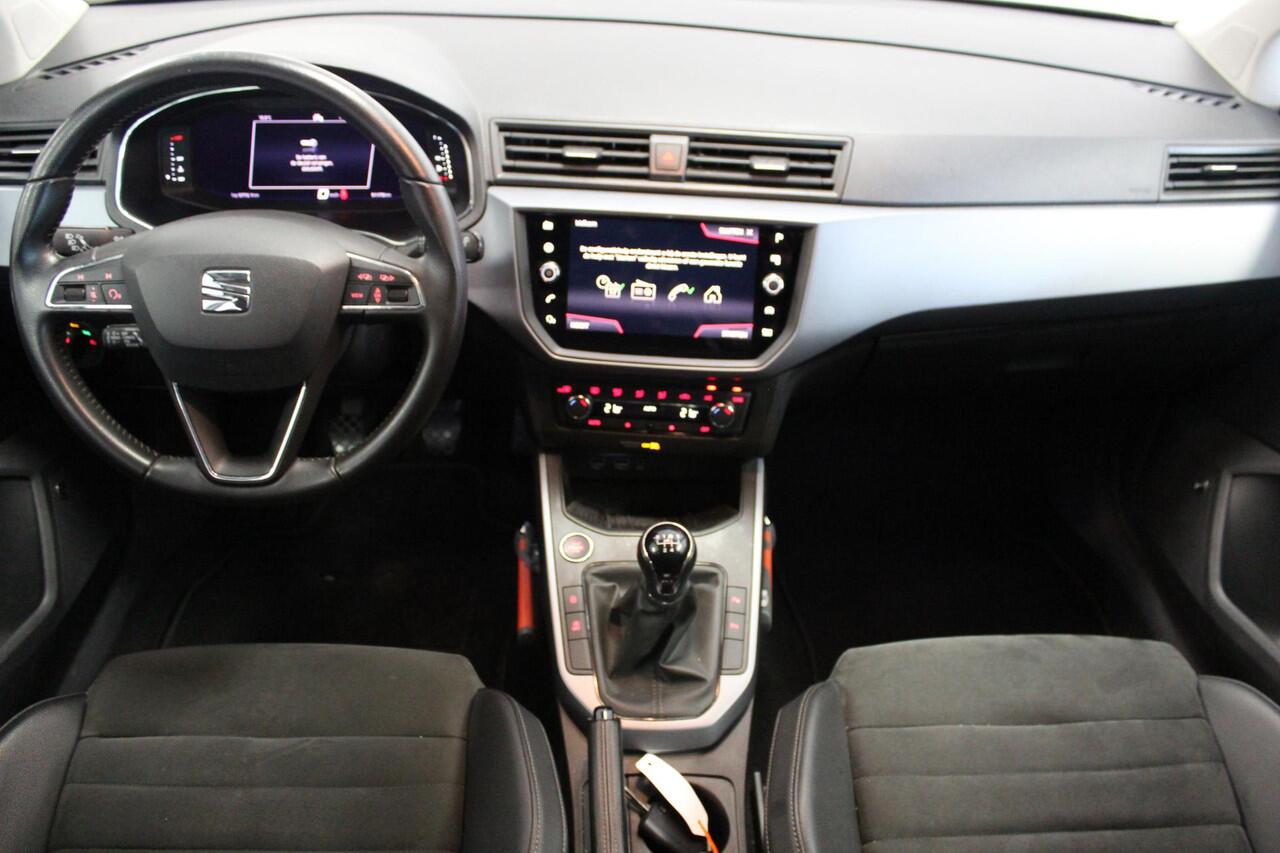 Seat Arona 1.6 TDI Style Business Intense | NL-AUTO+N.A.P! | CARPLAY | ACC | BEATS-AUDIO | CAMERA | NAVI | KEYLESS |