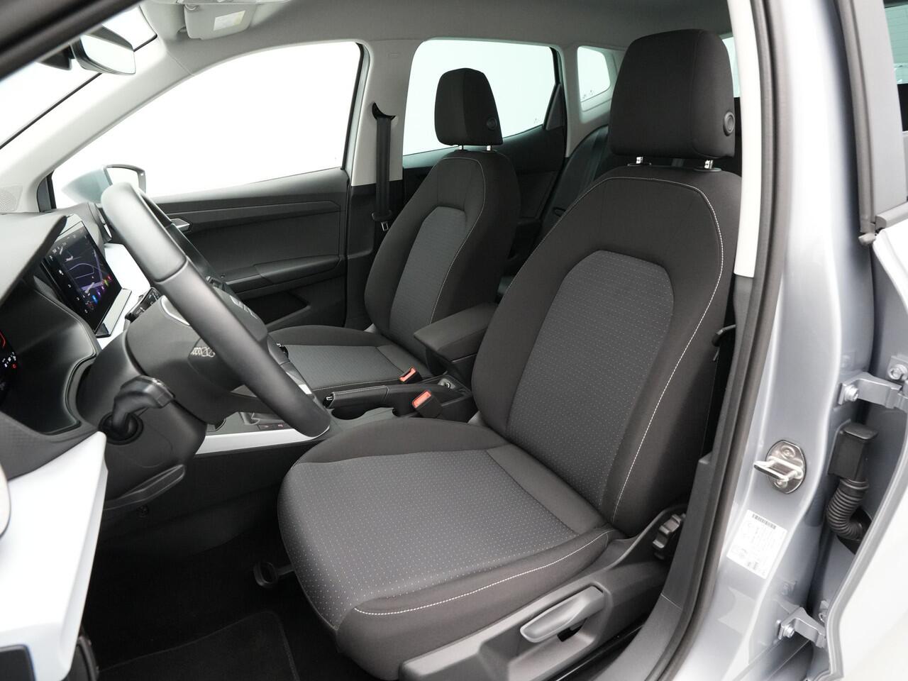 Seat Arona 1.0 TSI 110pk Style Navigatie Camera Parkassist Carplay Acc Pdc 141