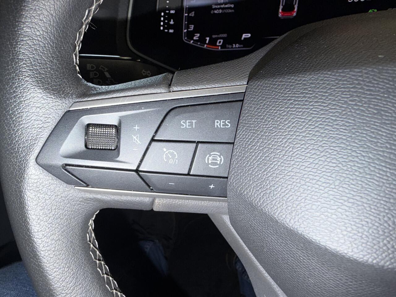 Seat Arona 1.0 EcoTSI Style Automaat !!!cruise Carplay 116 pk LED - Stoelverwarming .