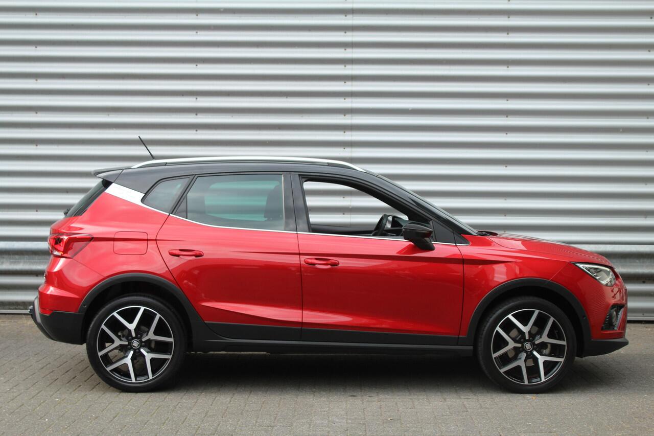 Seat Arona 1.0 TSI 116pk FR Business Intense DSG7 NL-Auto NAP Clima Cruise Navi Carplay BEATS 18"LMV Trekhaak 1100kg