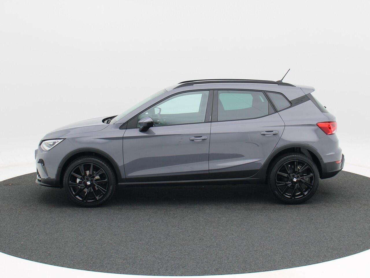 Seat Arona FR Business Connect 1.0 TSI 95 PK | Black pack | Stoelverwarming | Adaptive cruise control | Achteruitrijcamera