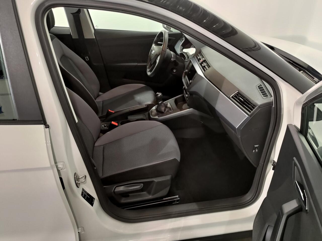 Seat Arona 1.0 TSI 96pk Style Business Intense 71kw Multimedia / Cruise Control / ECC