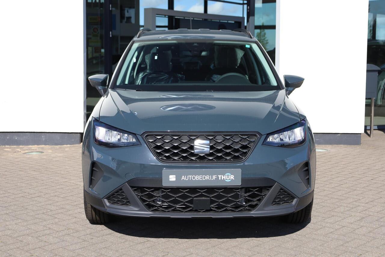 Seat Arona 1.0 EcoTSI Reference 95PK / 70kW Apple Carplay & Android Auto, cruise control, airconditioning, volledig digitaal instrumentenpaneel (Virtual Cockpit), verkeerstekenherkenning, parkeersensoren achter, 16'' LMV 'Design'