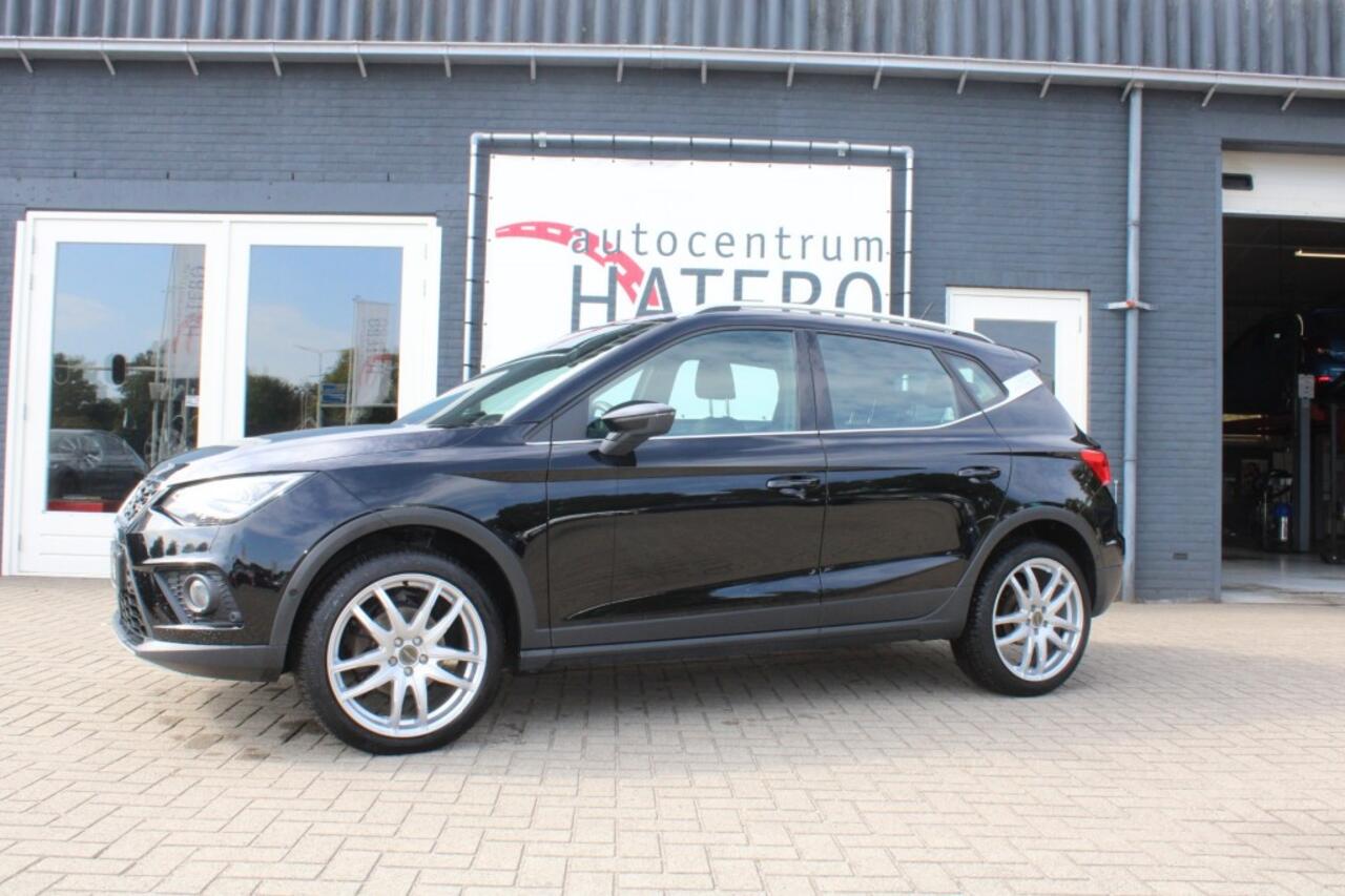 Seat Arona 1.0 TSI Excellence Intens Navi groot camera Apple Car Play 17LM