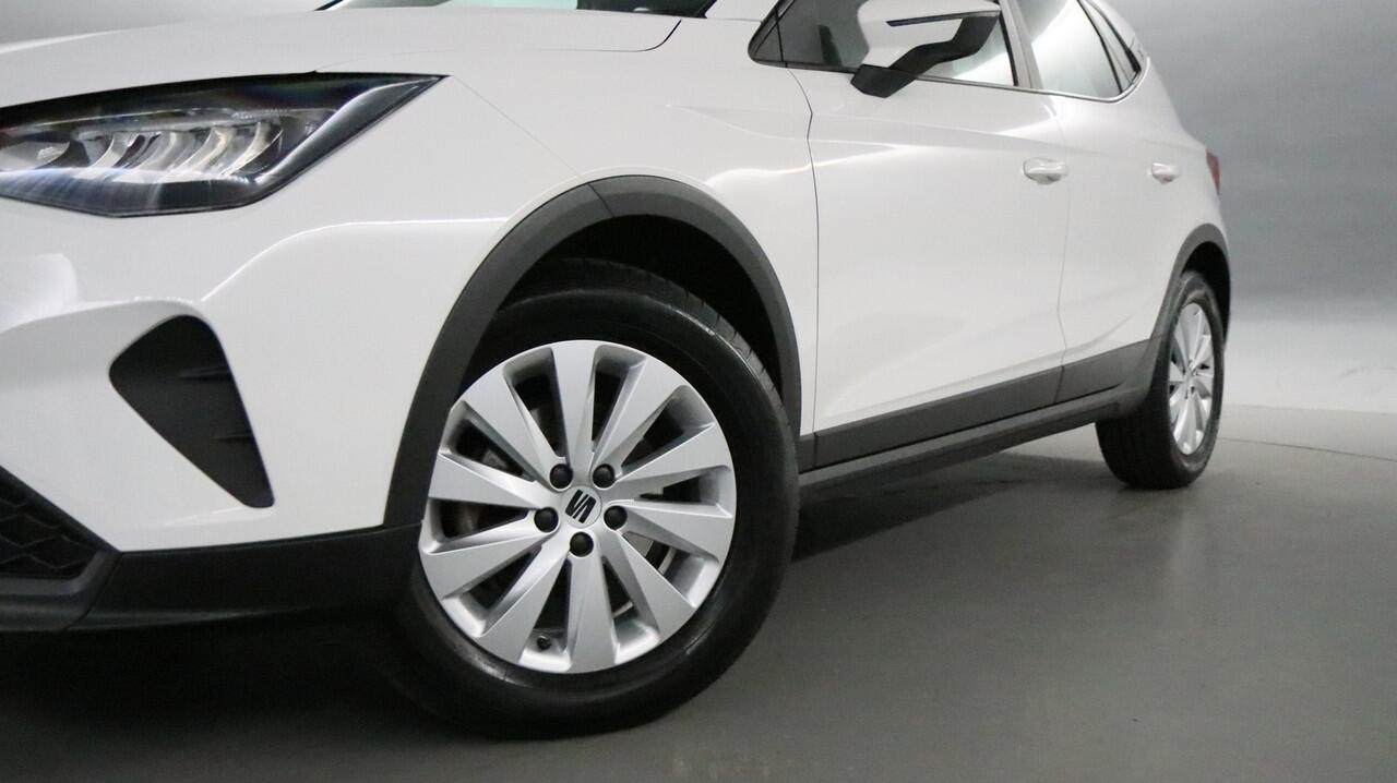 Seat Arona 1.0 TSI 95pk Style / Navigatie via App Connect / Parkeersensoren