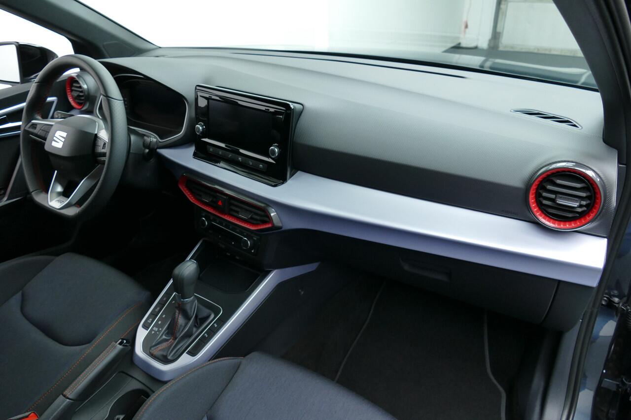 Seat Arona 1.0 110pk TSI FR Business. Bi Tone, StoelVerw, Camera, Adap Cruise, Full Led, Clima,