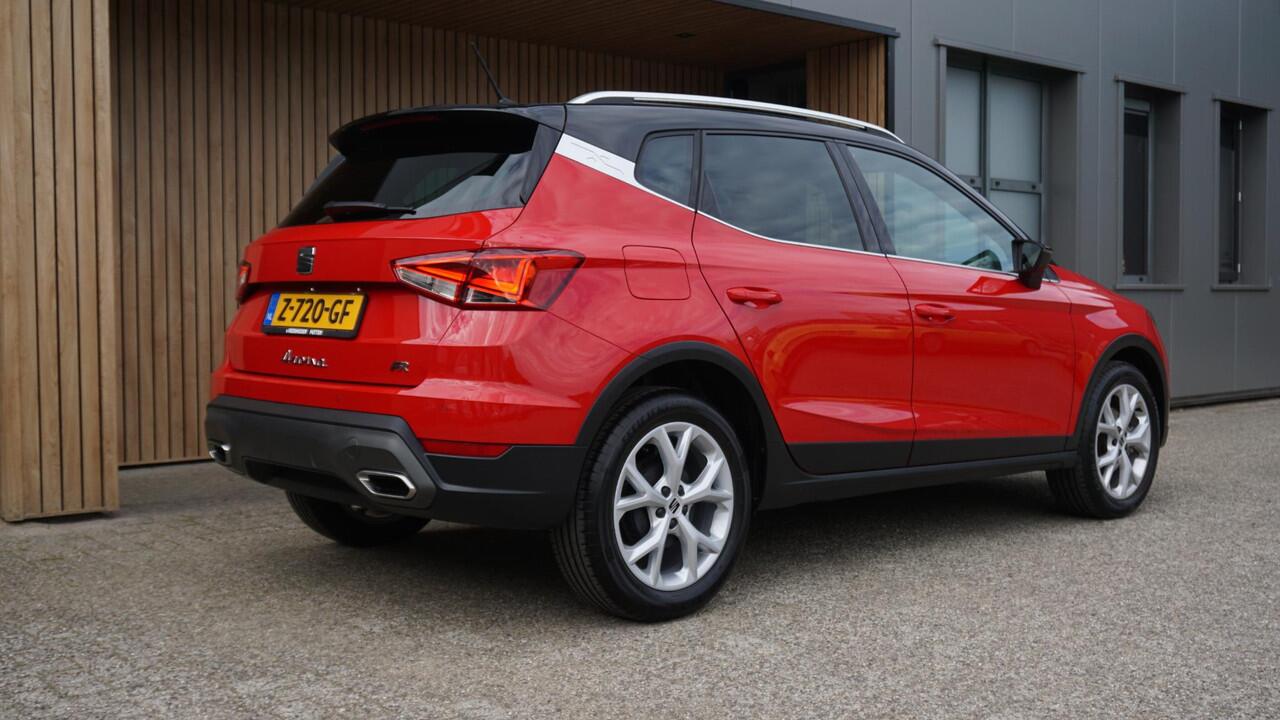 Seat Arona 1.0 TSI 95pk FR-Line Full LED App-Connect Virtual Cockpit Sfeerverlichting 17inch LM Clima *NL Auto* 10550km! 1e Eigenaar!