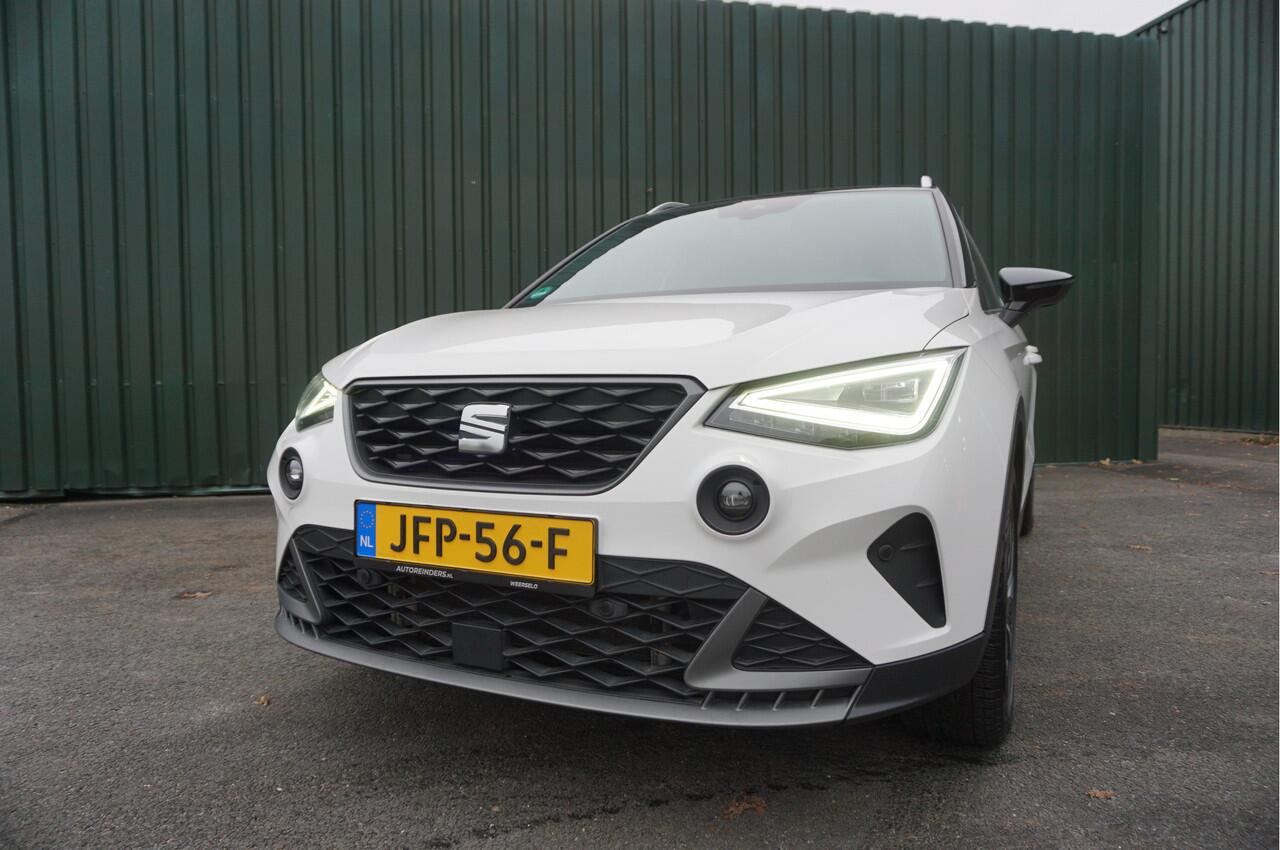 Seat Arona 1.0 EcoTSI FR 116pk Automaat Business + Camera/ Keyless/ Carplay/ LED/ Stoelverwarming/ Nieuwstaat!