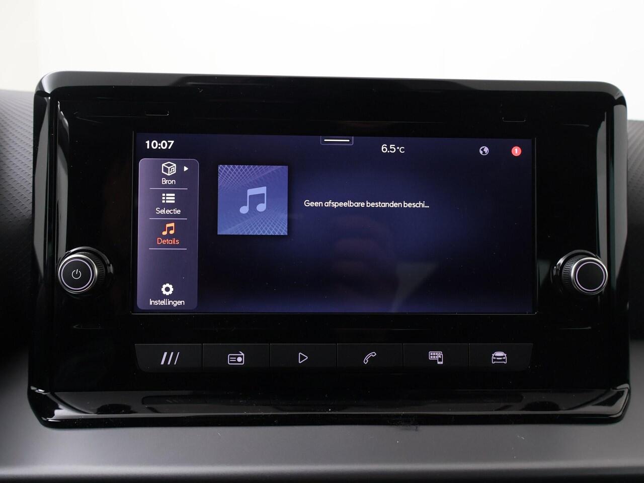 Seat Arona FR Business Connect 1.0 70 kW / 95 pk EcoTSI SUV 5 versn. | Black Pack |