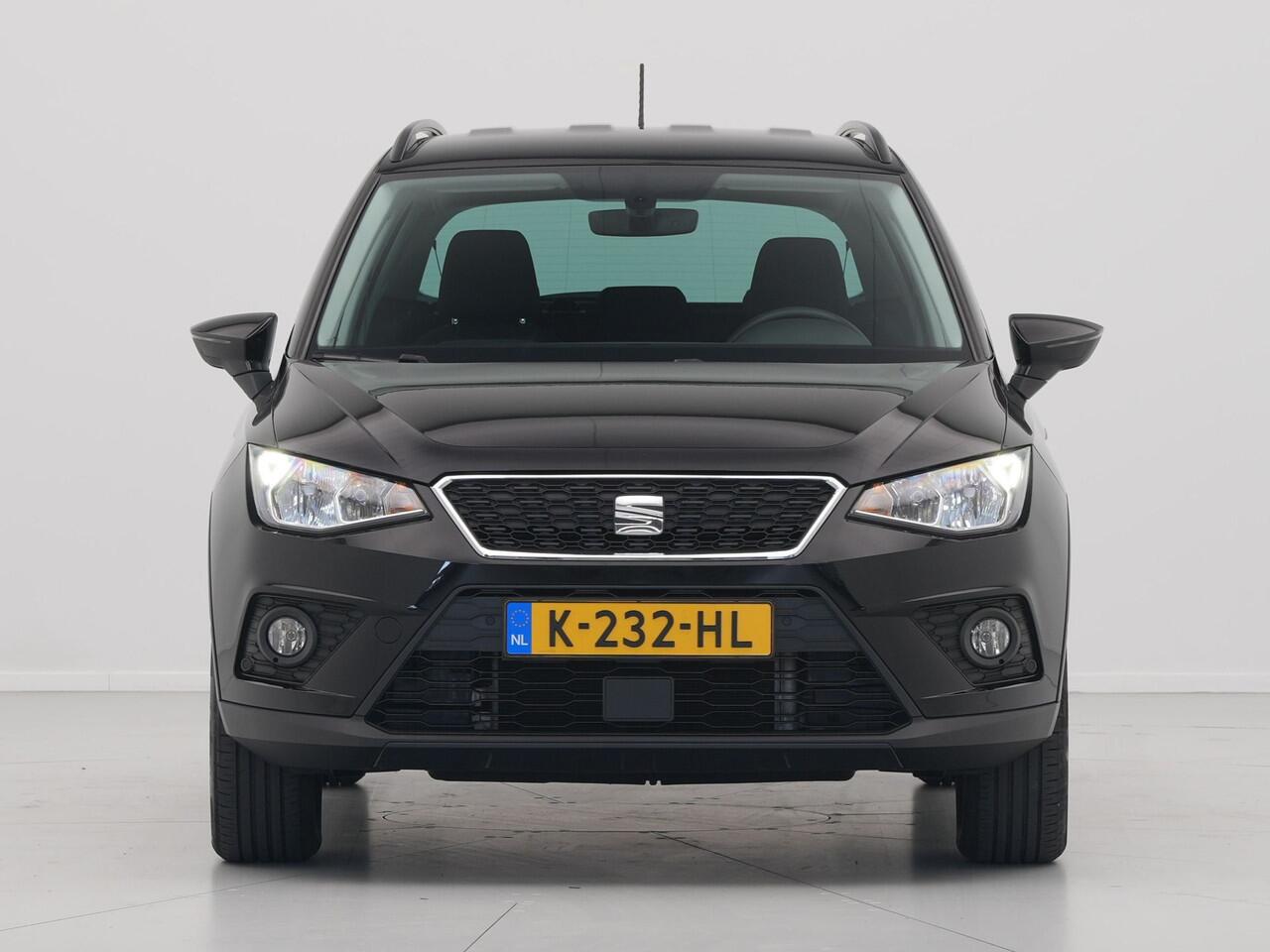 Seat Arona 1.0 TSI 95pk Style Business Intense Trekhaak Navigatie Camera Keyless Acc Parkassist 115