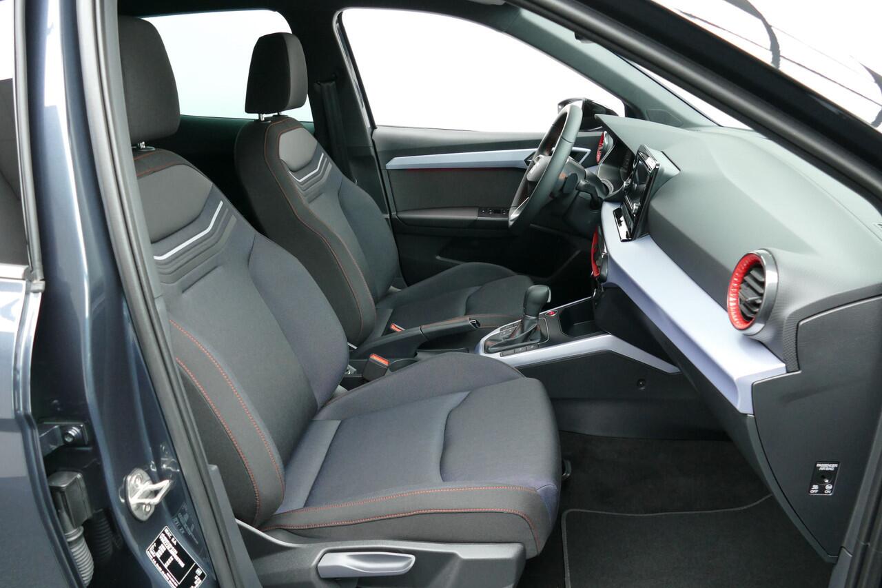 Seat Arona 1.0 110pk TSI FR Business. Bi Tone, StoelVerw, Camera, Adap Cruise, Full Led, Clima,