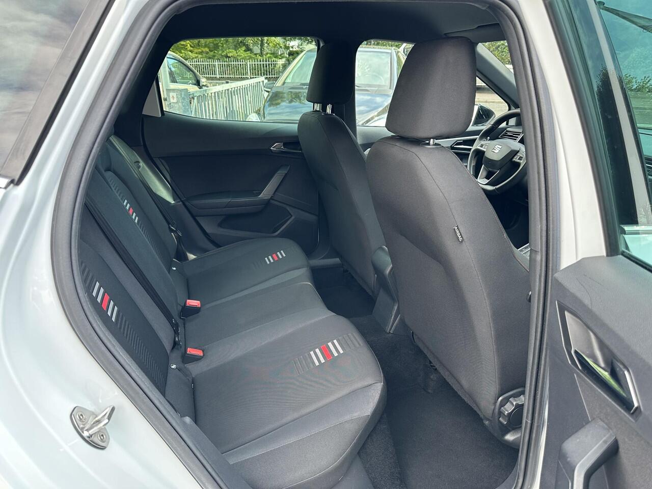 Seat Arona 1.0 TSI DSG Automaat FR Business Intense VirtualDash|ACC|Camera|CarPlay|Keyless|Trekhaak