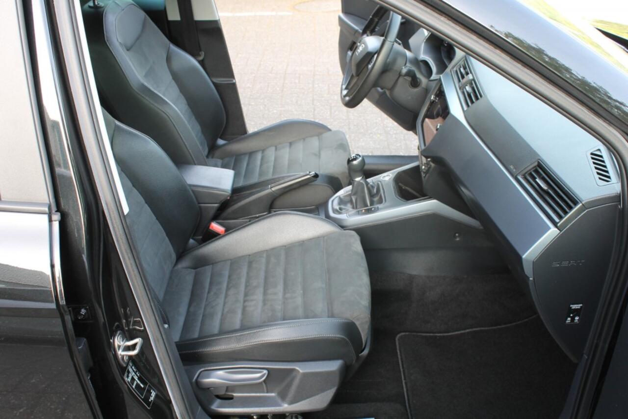 Seat Arona 1.0 TSi Style Business Intense Plus 81 KW