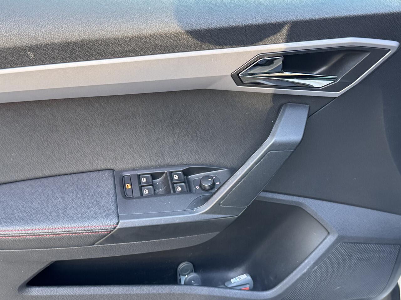 Seat Arona 1.0 TSI 115pk DSG FR Business Intense Plus Camera Winterpakket Alcantara Virtual Cockpit