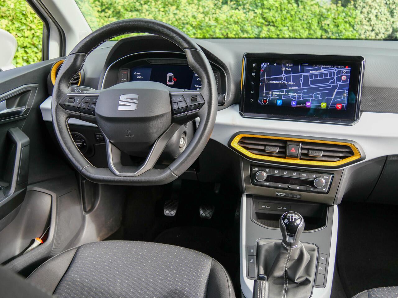 Seat Arona 1.0 TSI Style Business Intense | CAMERA | NAVIGATIE |